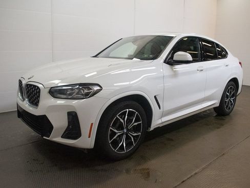 Used 2023 BMW X4 xDrive30i w/ M Sport Package AWD/4WD image 8