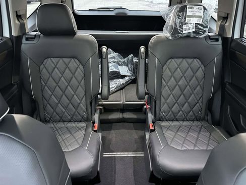 New 2026 Volkswagen Atlas SEL Premium R-Line image 14