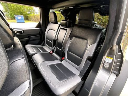 Used 2024 Ford Bronco Black Diamond AWD/4WD image 35