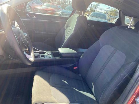 Used 2021 Kia K5 LX FWD image 13