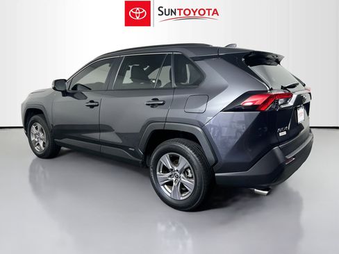 Used 2025 Toyota RAV4 XLE AWD/4WD image 6