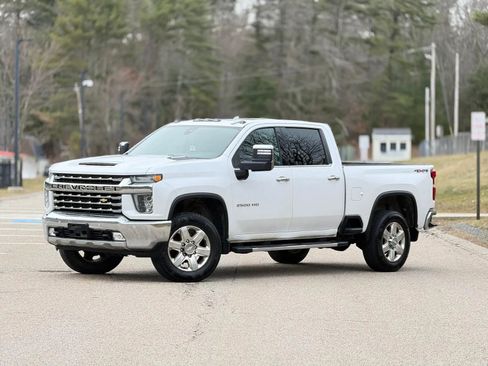 Used 2020 Chevrolet Silverado 2500 LTZ w/ LTZ Plus Package image 2
