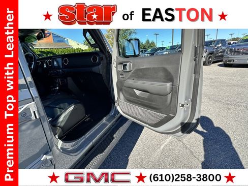 Used 2023 Jeep Wrangler Unlimited Sahara w/ Cold Weather Group image 11