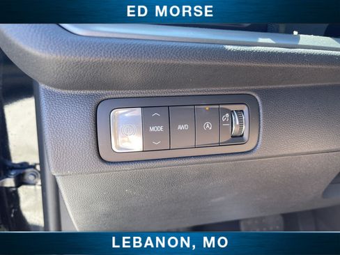 Certified 2026 Chevrolet Traverse LT AWD/4WD image 17