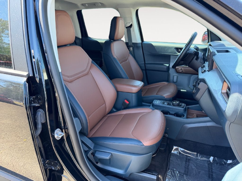 Used 2024 Ford Maverick Lariat AWD/4WD image 25