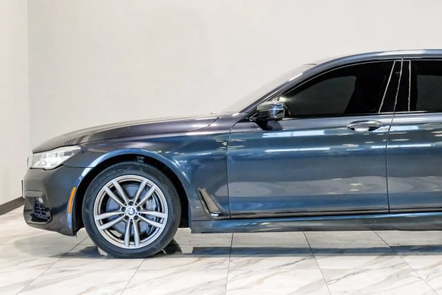Used 2016 BMW 750i xDrive AWD/4WD image 16