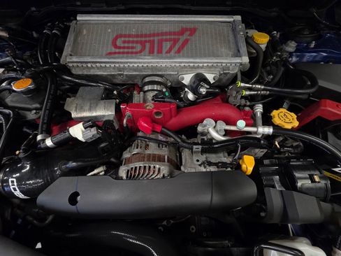 Used 2015 Subaru WRX STI Launch Edition AWD/4WD image 3