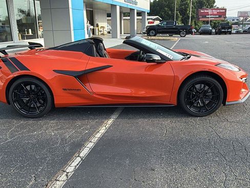 New 2027 Chevrolet Corvette Grand Sport w/ Z52 Sport Performance Package RWD image 7