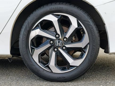 Used 2016 Honda Accord EX image 14