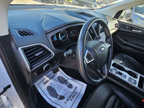 Used 2024 Ford Edge SEL image 10