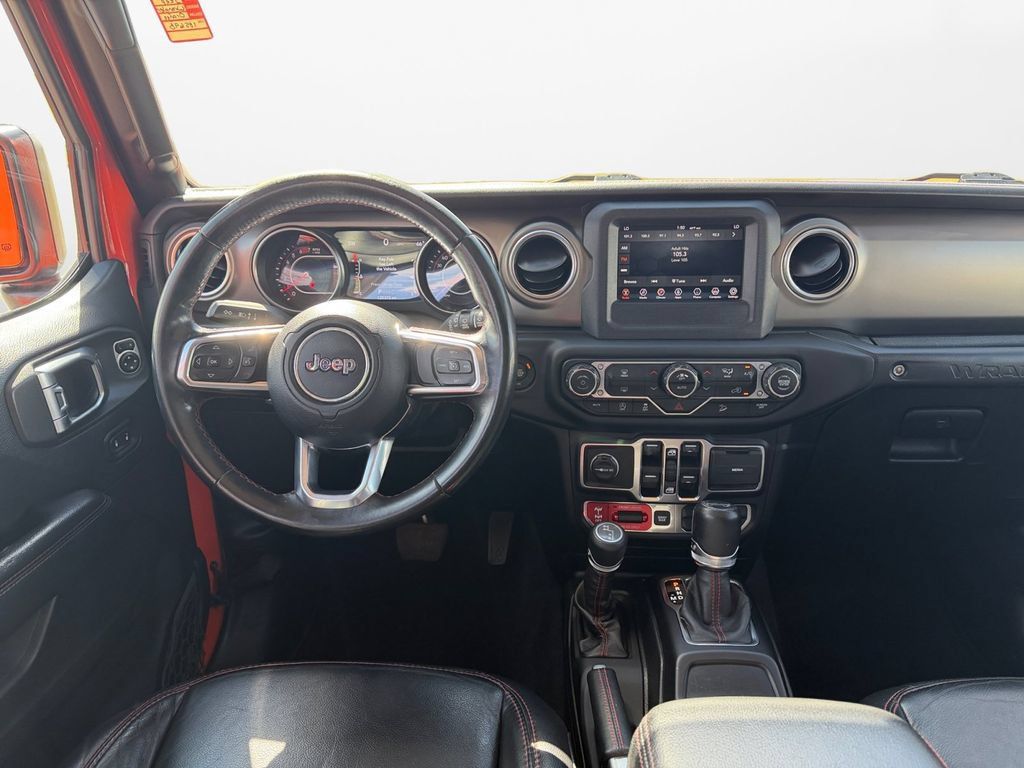 Used 2018 Jeep Wrangler Unlimited Rubicon AWD/4WD image 12