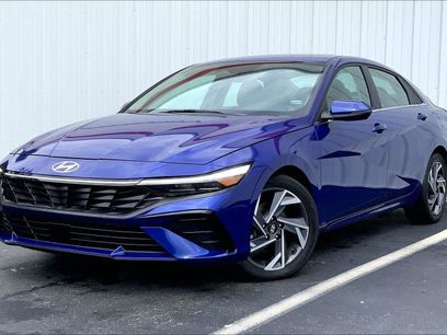 Used 2025 Hyundai Elantra Limited