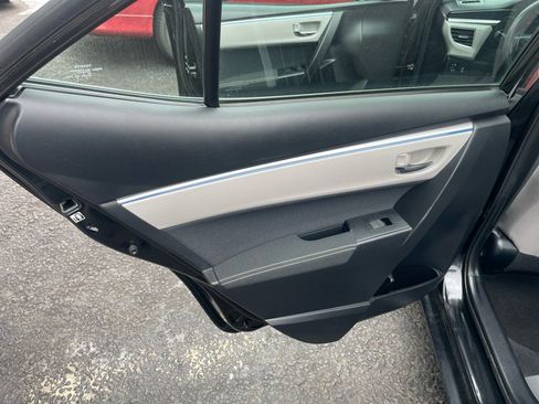 Used 2014 Toyota Corolla LE image 25