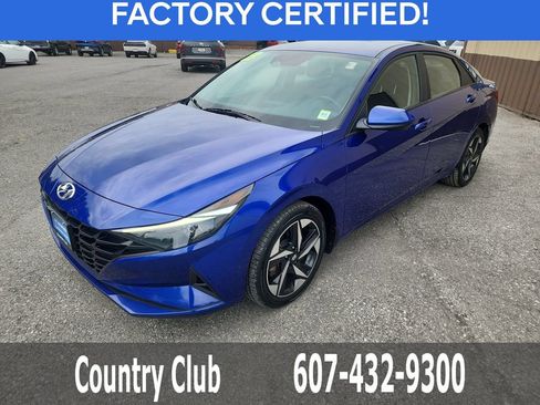 Certified 2023 Hyundai Elantra SEL w/ Convenience Package FWD image 4