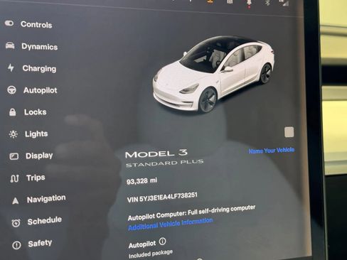 Used 2020 Tesla Model 3 Standard Range image 16