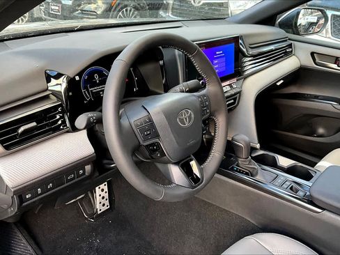 New 2026 Toyota Camry SE image 8