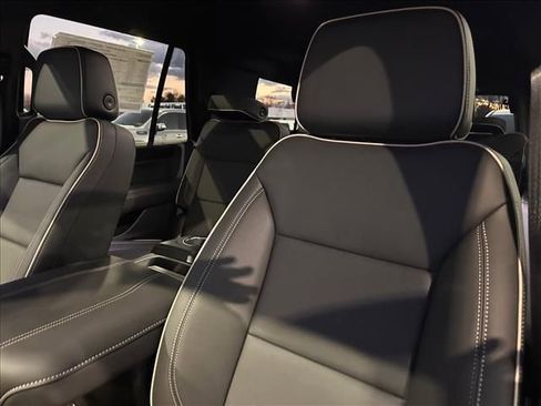 New 2026 GMC Yukon Elevation image 26