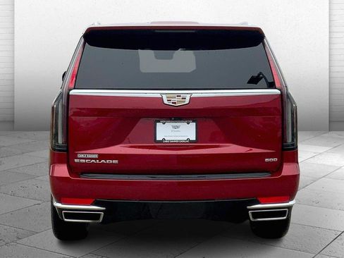 Used 2021 Cadillac Escalade Premium Luxury Platinum w/ Heavy-Duty Trailer Package AWD/4WD image 3
