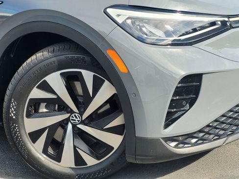Used 2023 Volkswagen ID.4 Pro RWD image 5