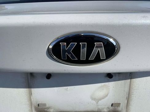 Used 2016 Kia Optima LX FWD image 9
