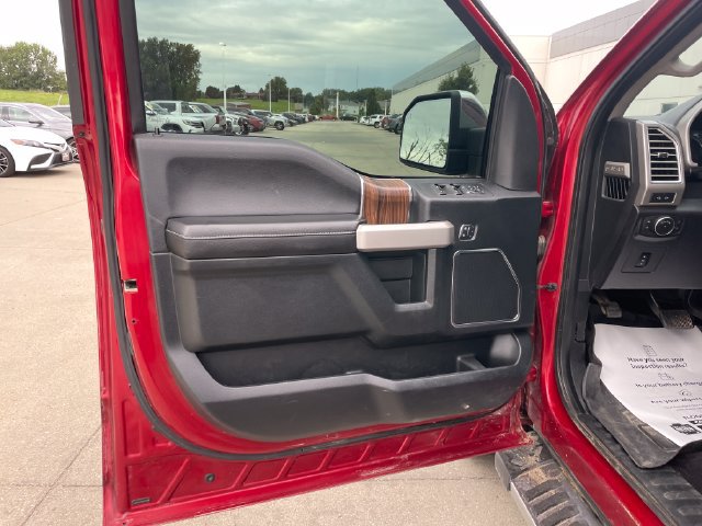 Used 2015 Ford F150 Lariat w/ Equipment Group 502A Luxury AWD/4WD image 20