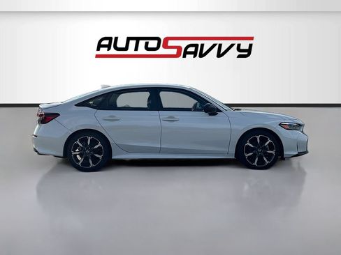 Used 2025 Honda Civic Sport Touring image 8
