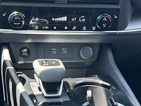 New 2026 Nissan Rogue Dark Armor AWD/4WD image 29