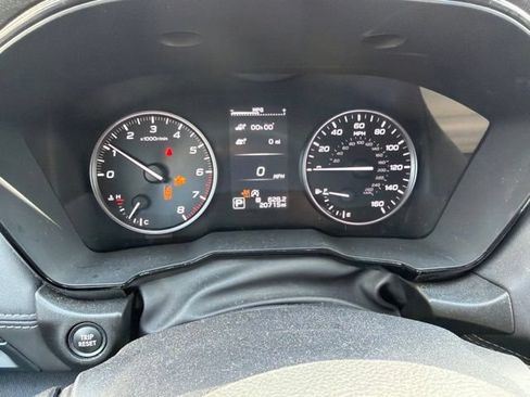 Certified 2025 Subaru Outback Premium AWD/4WD image 10