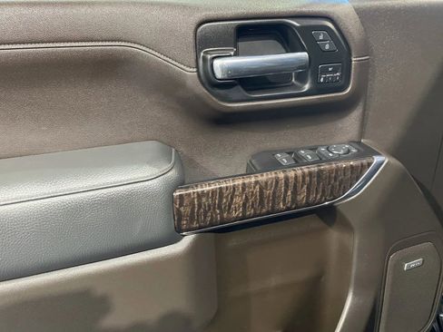 Used 2020 GMC Sierra 1500 Denali w/ Denali Carbonpro Edition image 13