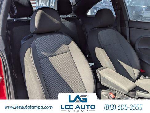 Used 2018 Volkswagen Beetle 2.0T S image 15