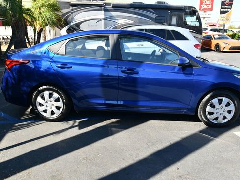 Used 2019 Hyundai Accent SE image 6