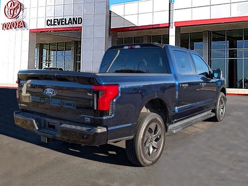 Used 2024 Ford F150 Lightning XLT image 7
