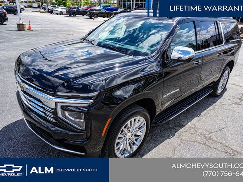 New 2025 Chevrolet Suburban Premier AWD/4WD image 17