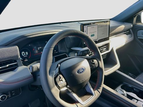 New 2027 Ford Explorer ST-Line w/ Premium Package RWD image 6