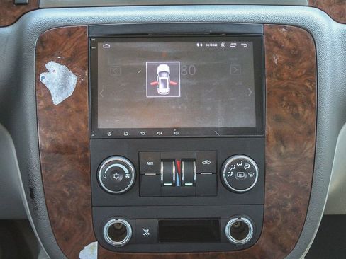 Used 2007 Chevrolet Tahoe LT image 14