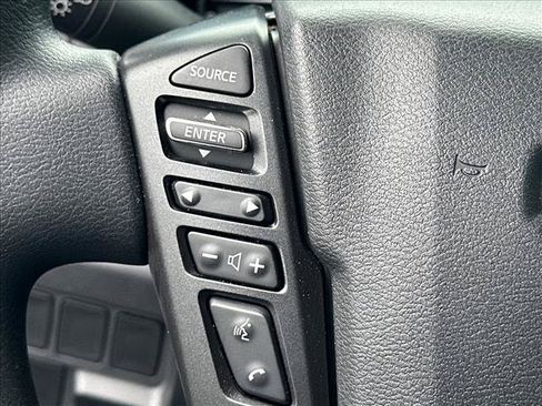 Certified 2025 Nissan Frontier SV RWD image 19