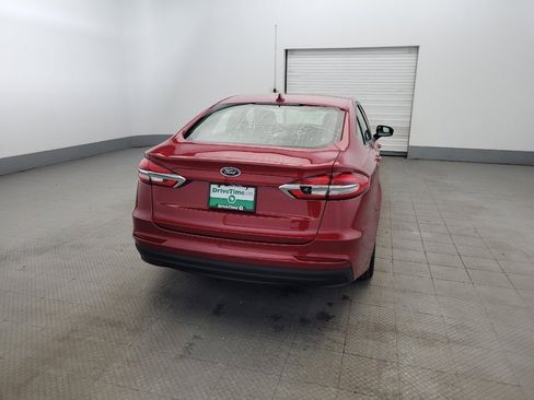 Used 2020 Ford Fusion SE image 7