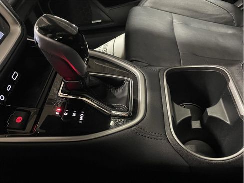 Used 2023 Subaru Outback Touring XT image 30