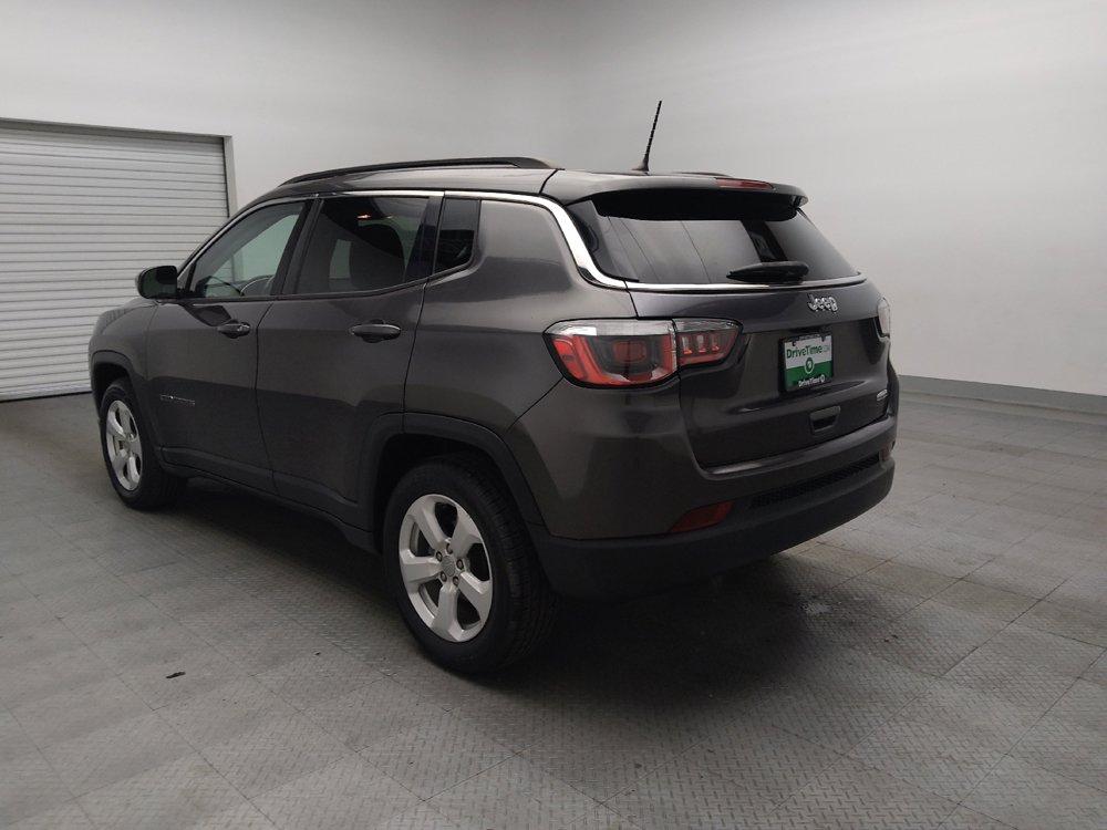 Used 2018 Jeep Compass Latitude FWD image 5