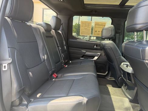 Used 2024 Toyota Tundra Platinum AWD/4WD image 22