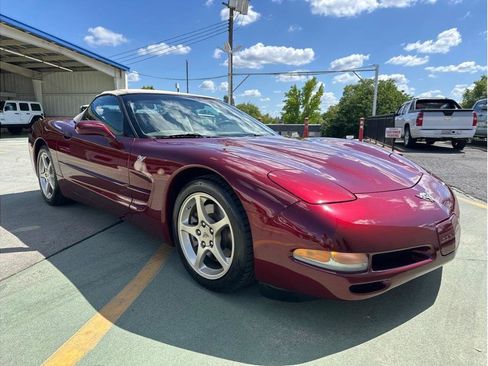 Used 2003 Chevrolet Corvette 50th Anniversary Edition w/ Preferred Equipment Group1 image 3