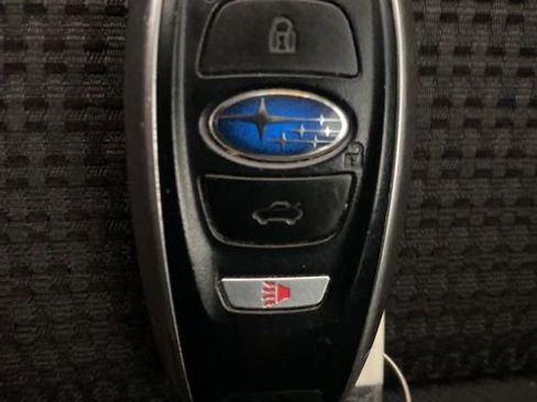 Used 2024 Subaru Outback Premium image 11