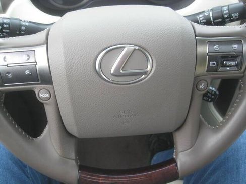 Used 2015 Lexus GX 460 w/ Premium Package AWD/4WD image 22