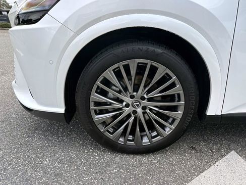Used 2023 Lexus RX 350 FWD w/ Cold Area Package image 10