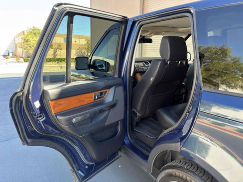 Used 2011 Land Rover Range Rover Sport HSE AWD/4WD image 50