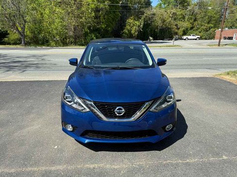 Used 2017 Nissan Sentra SR image 2
