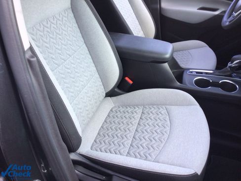 Used 2022 Chevrolet Equinox LS image 13