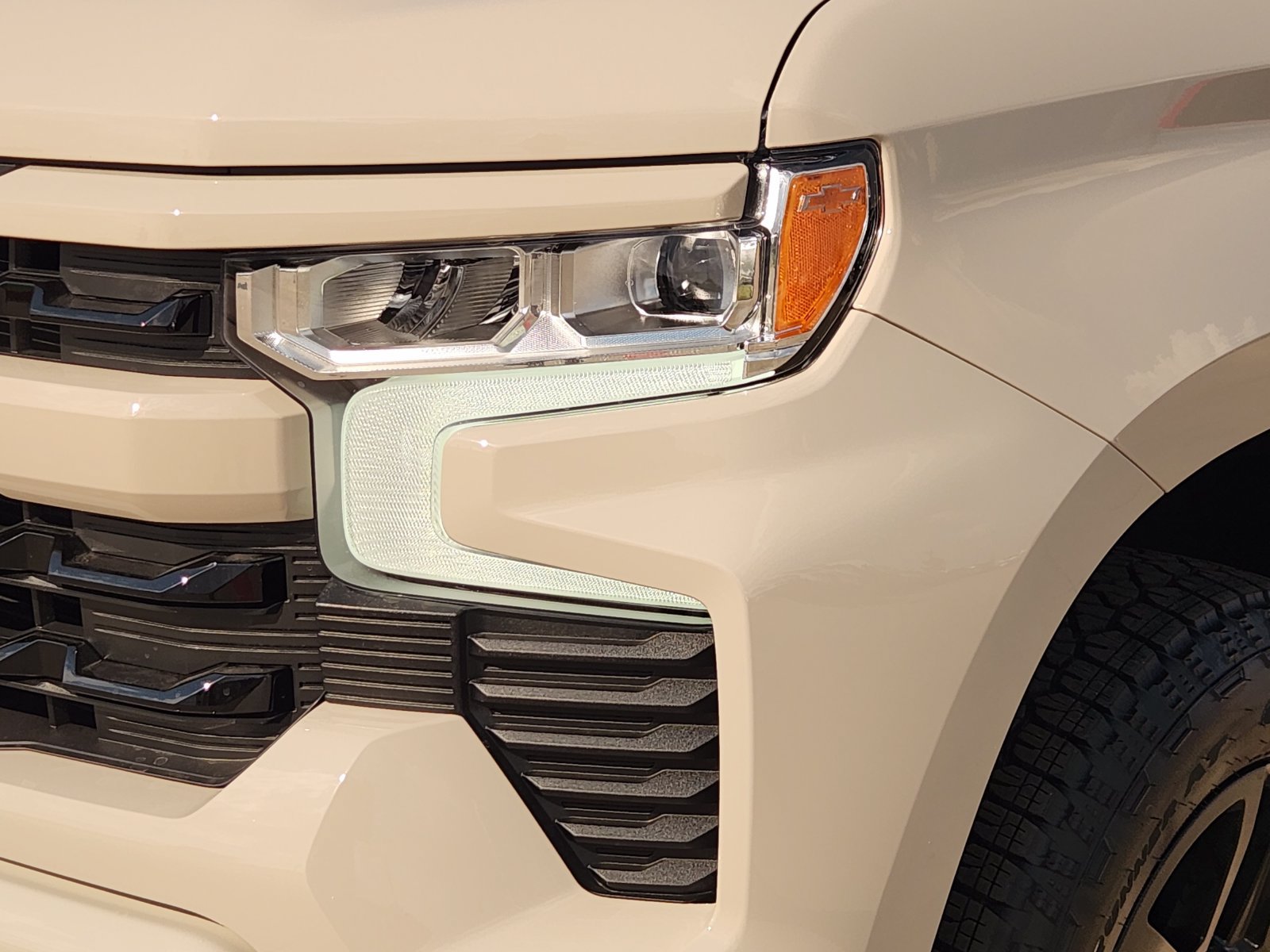 New 2026 Chevrolet Silverado 1500 RST w/ Z71 Off-Road Package AWD/4WD image 11