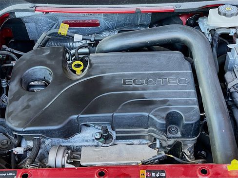 Used 2024 Chevrolet Equinox Premier image 31