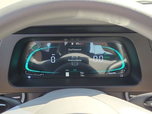 New 2026 Hyundai Elantra Hybrid FWD image 9